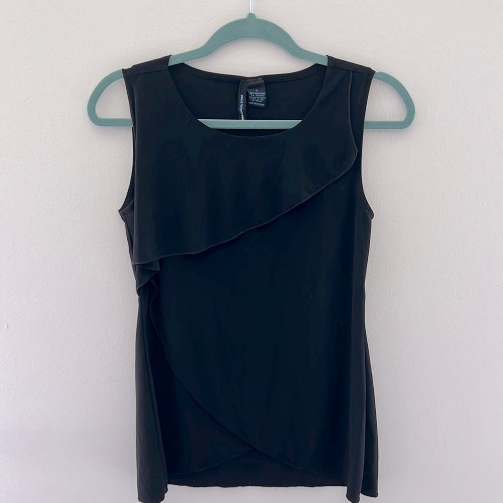 🌈Sleeveless Saint Tropez West top